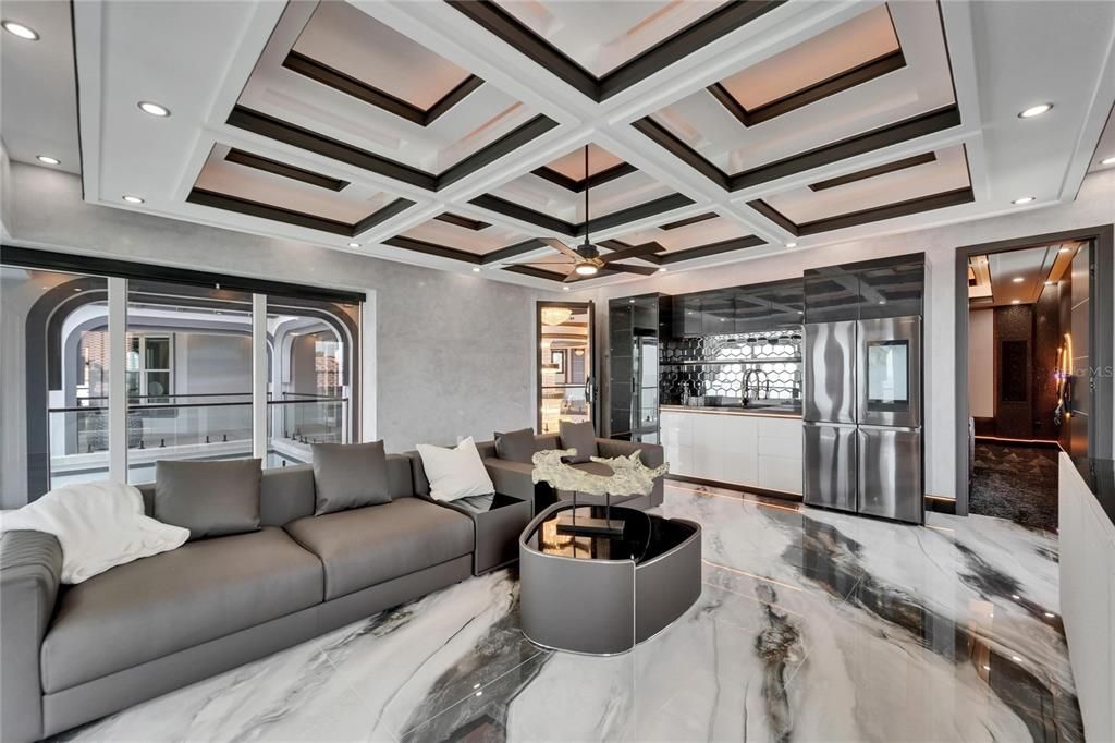 For Sale: $19,999,999 (7 beds, 6 baths, 12896 Square Feet)