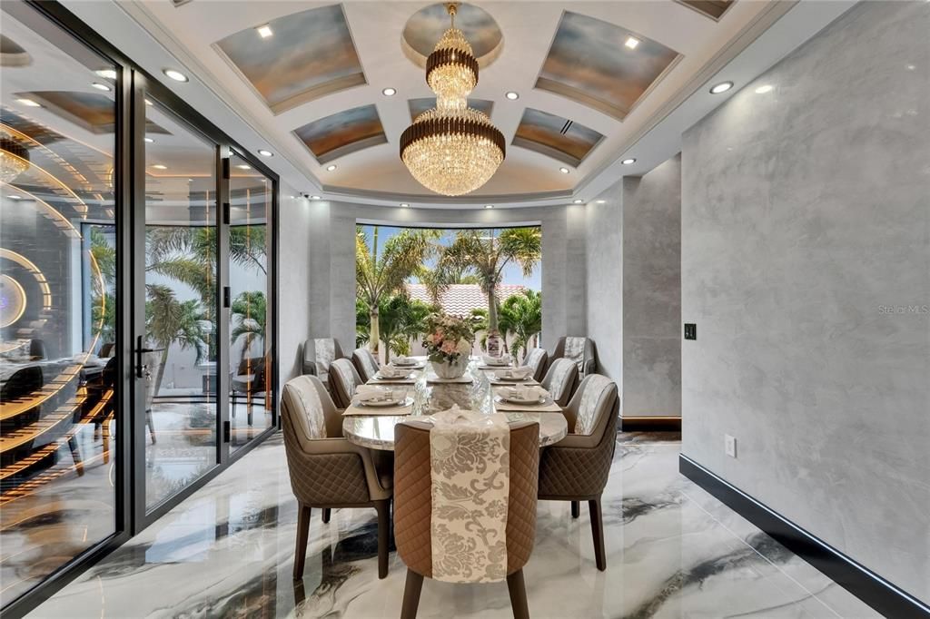 For Sale: $19,999,999 (7 beds, 6 baths, 12896 Square Feet)
