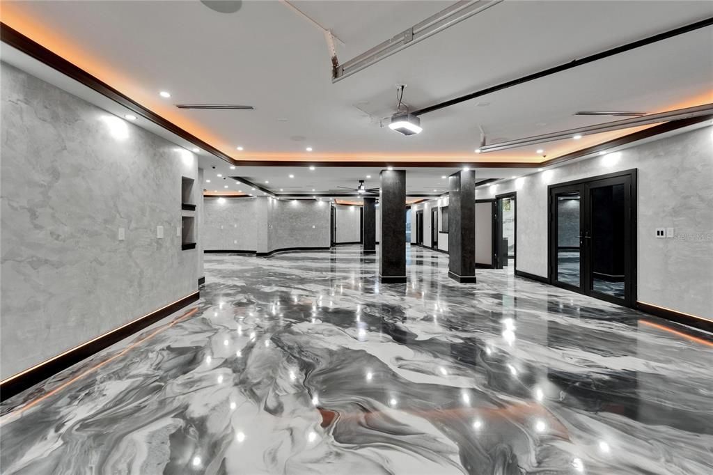 For Sale: $19,999,999 (7 beds, 6 baths, 12896 Square Feet)