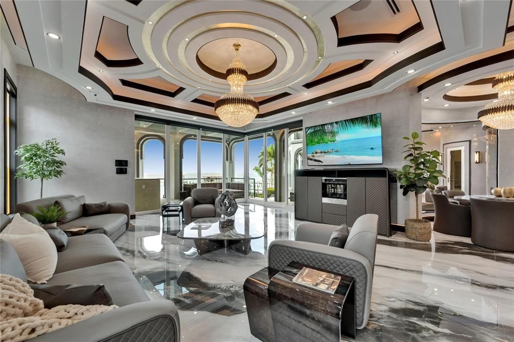 For Sale: $19,999,999 (7 beds, 6 baths, 12896 Square Feet)
