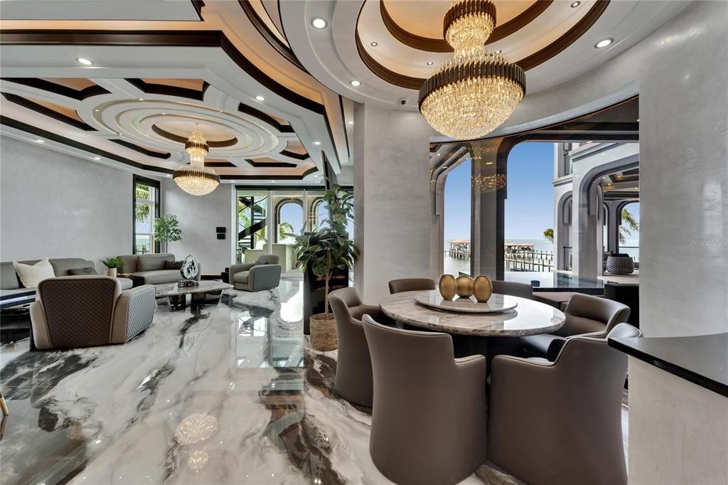 For Sale: $19,999,999 (7 beds, 6 baths, 12896 Square Feet)
