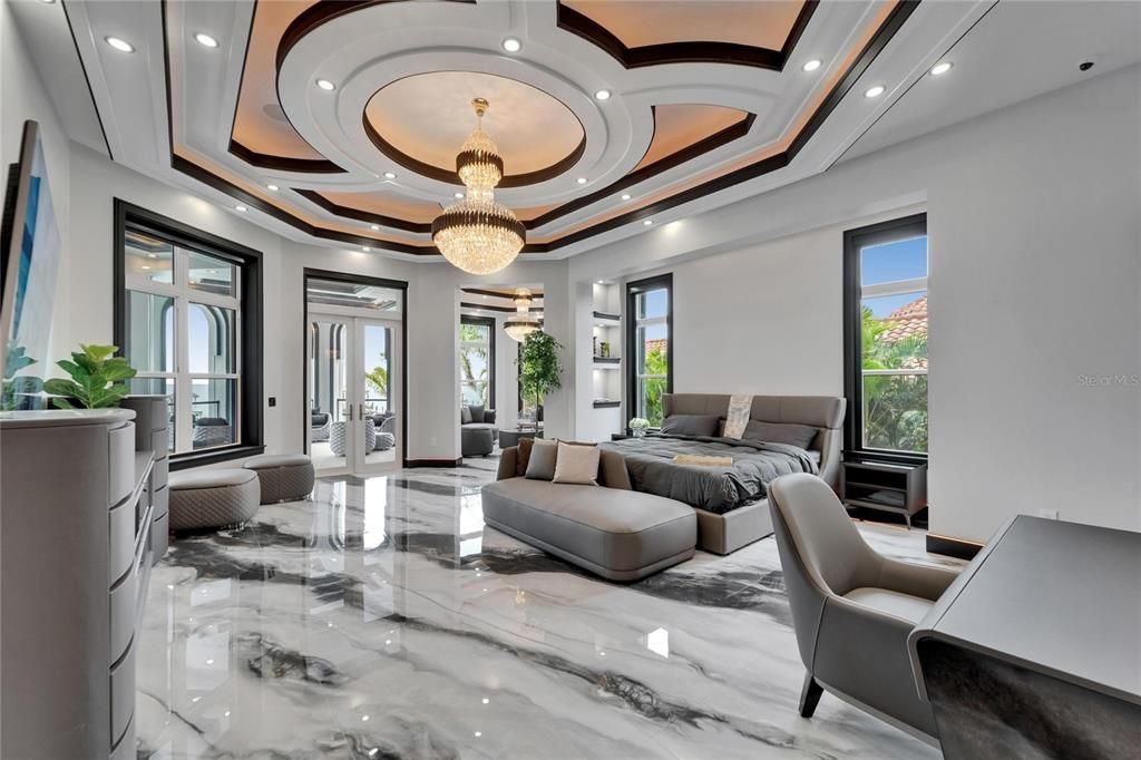 For Sale: $19,999,999 (7 beds, 6 baths, 12896 Square Feet)