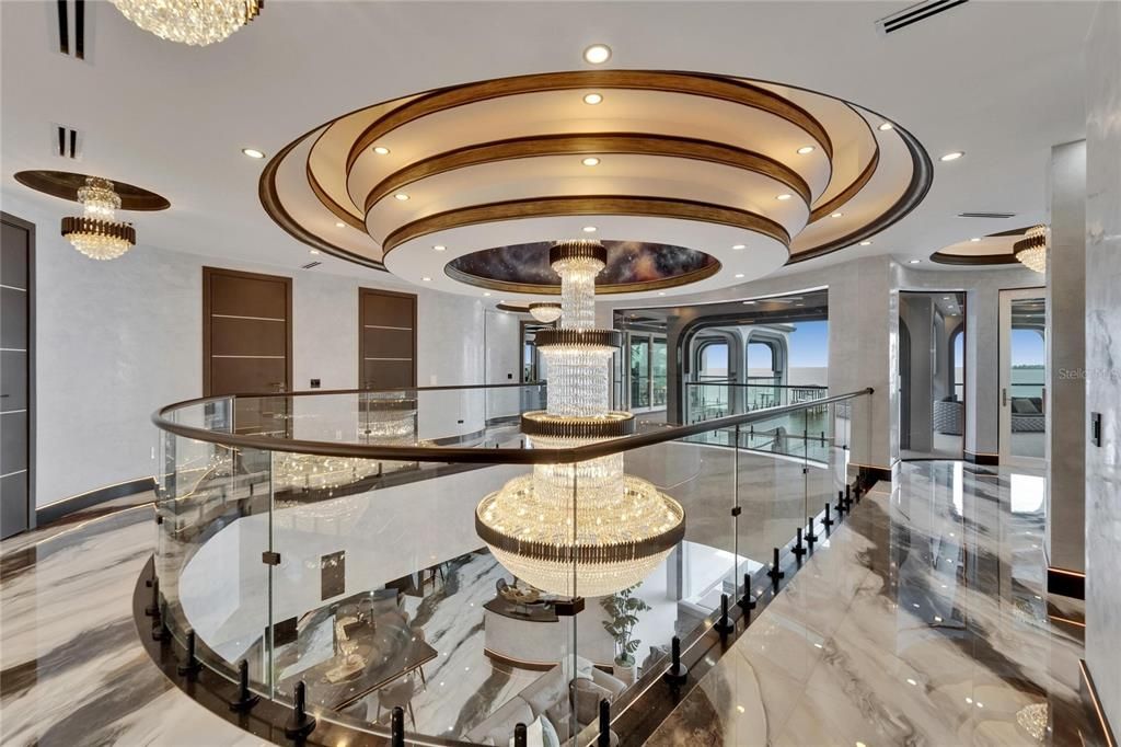 For Sale: $19,999,999 (7 beds, 6 baths, 12896 Square Feet)