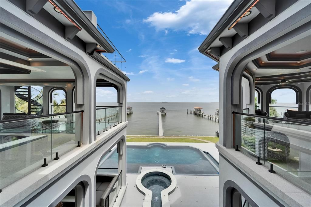 For Sale: $19,999,999 (7 beds, 6 baths, 12896 Square Feet)