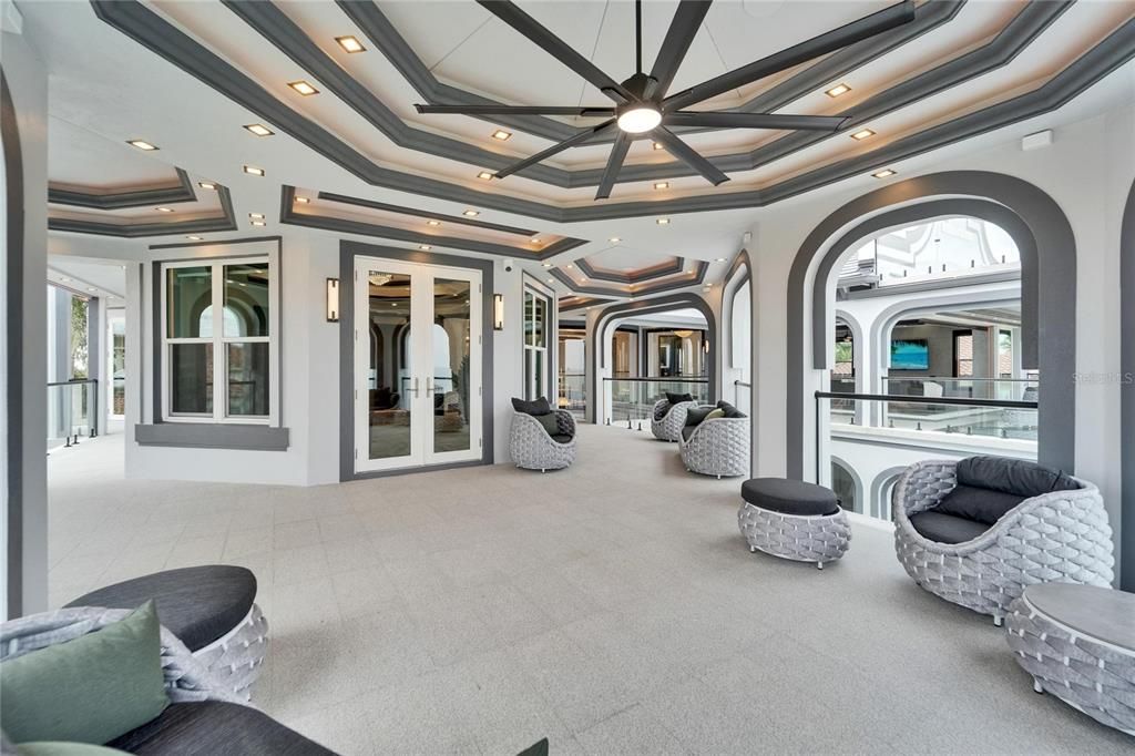 For Sale: $19,999,999 (7 beds, 6 baths, 12896 Square Feet)