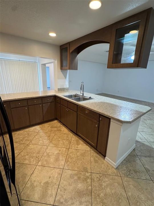 出租: $1,750 (3 贝兹, 2 浴室, 1854 平方英尺)