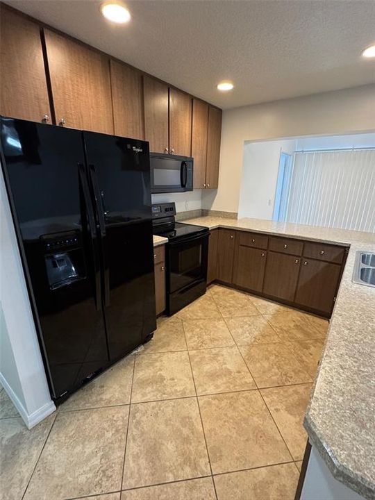 出租: $1,750 (3 贝兹, 2 浴室, 1854 平方英尺)