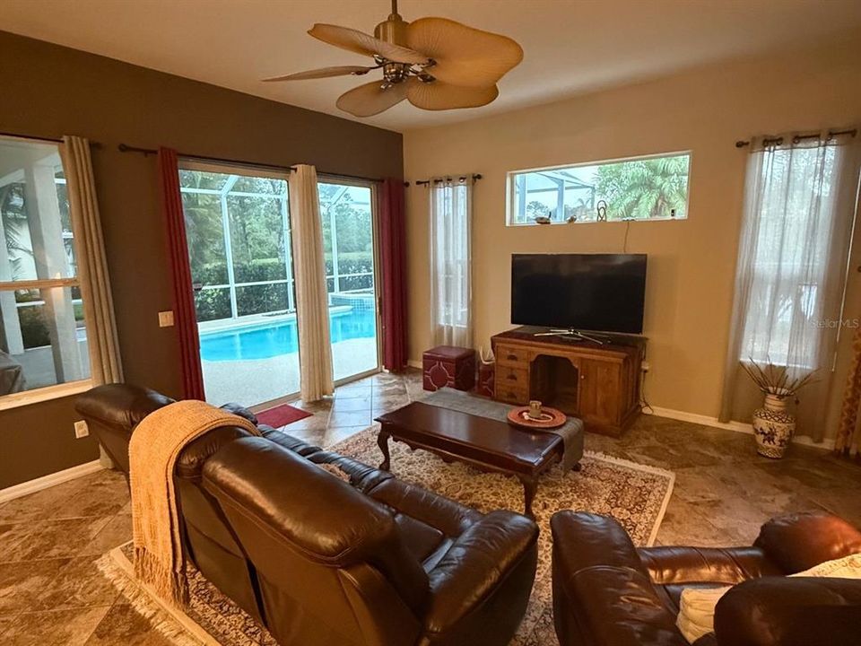 For Rent: $5,500 (4 beds, 3 baths, 2116 Square Feet)