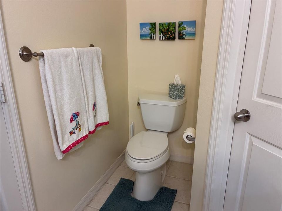 Active With Contract: $350,000 (3 beds, 2 baths, 1529 Square Feet)