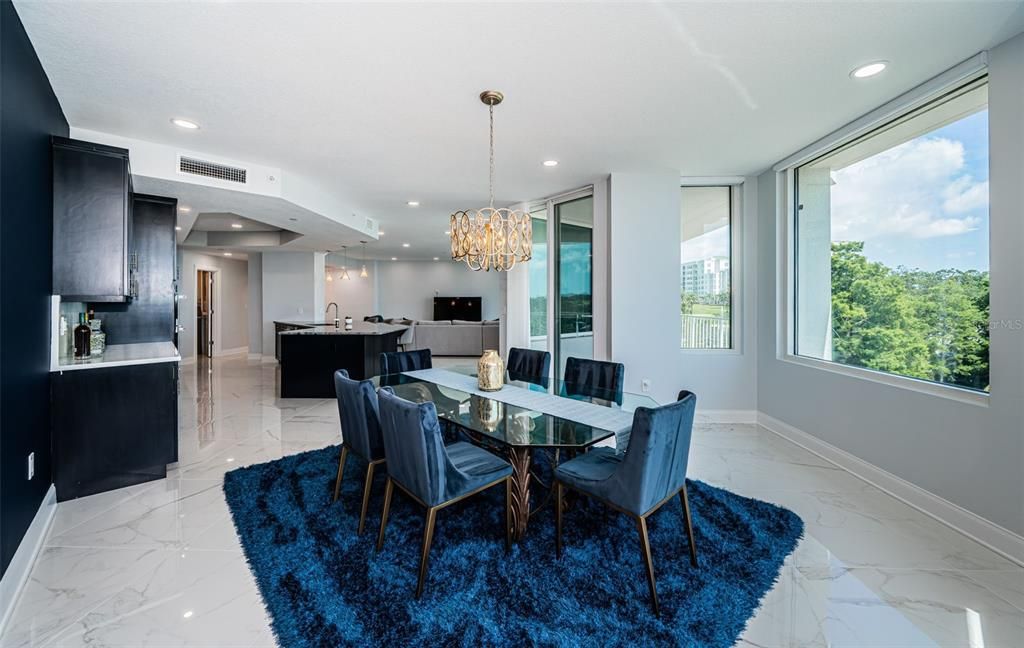 На продажу: $1,795,000 (2 спален, 2 ванн, 2319 Квадратных фут)