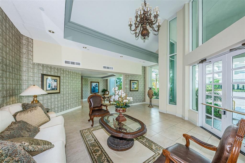 На продажу: $1,795,000 (2 спален, 2 ванн, 2319 Квадратных фут)