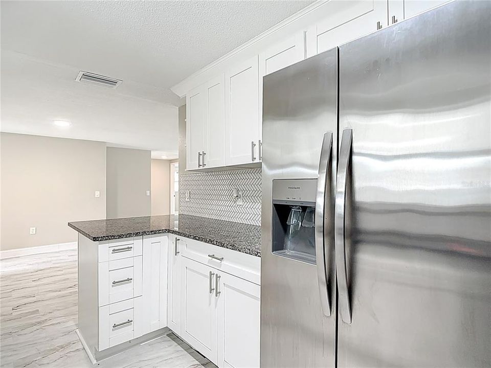 Active With Contract: $225,000 (3 beds, 2 baths, 1116 Square Feet)