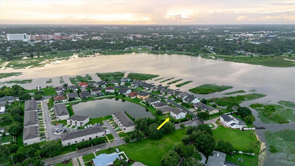 待售: $585,000 (5 贝兹, 3 浴室, 3440 平方英尺)