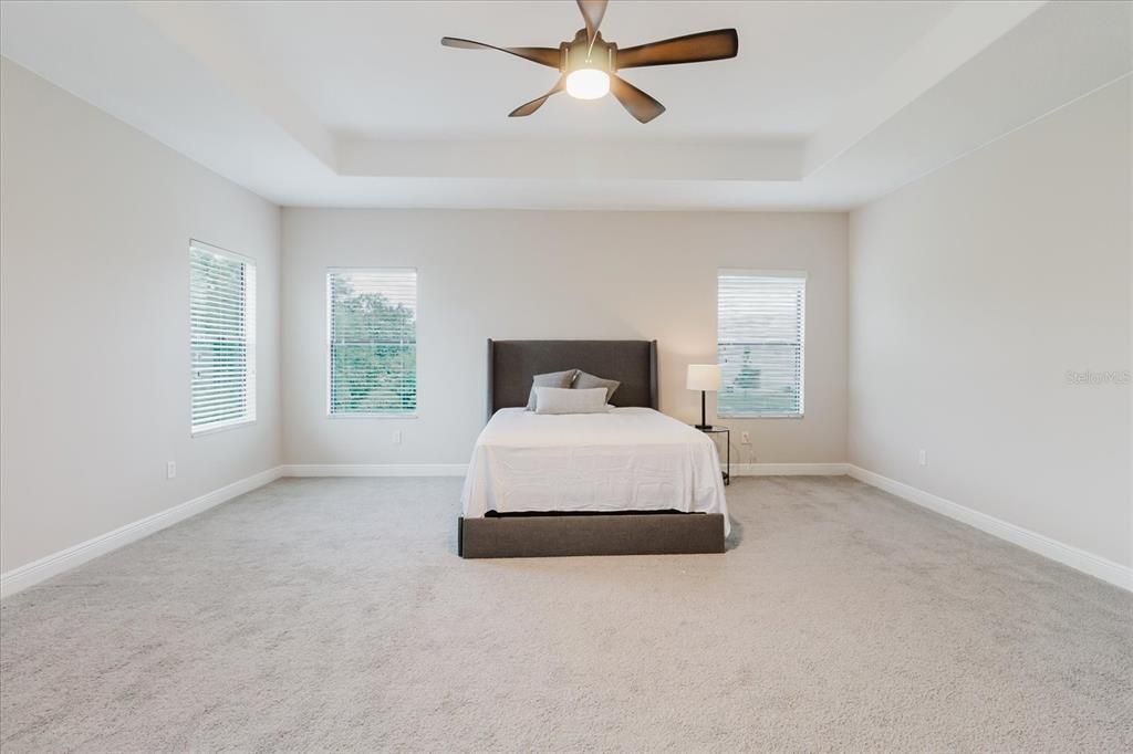 待售: $585,000 (5 贝兹, 3 浴室, 3440 平方英尺)