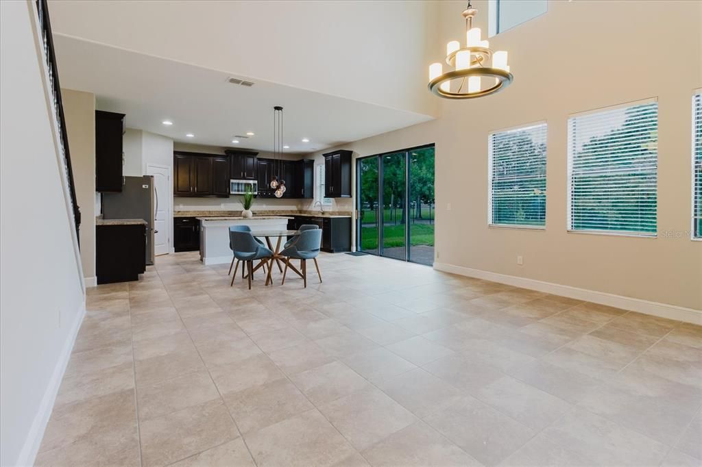 待售: $585,000 (5 贝兹, 3 浴室, 3440 平方英尺)