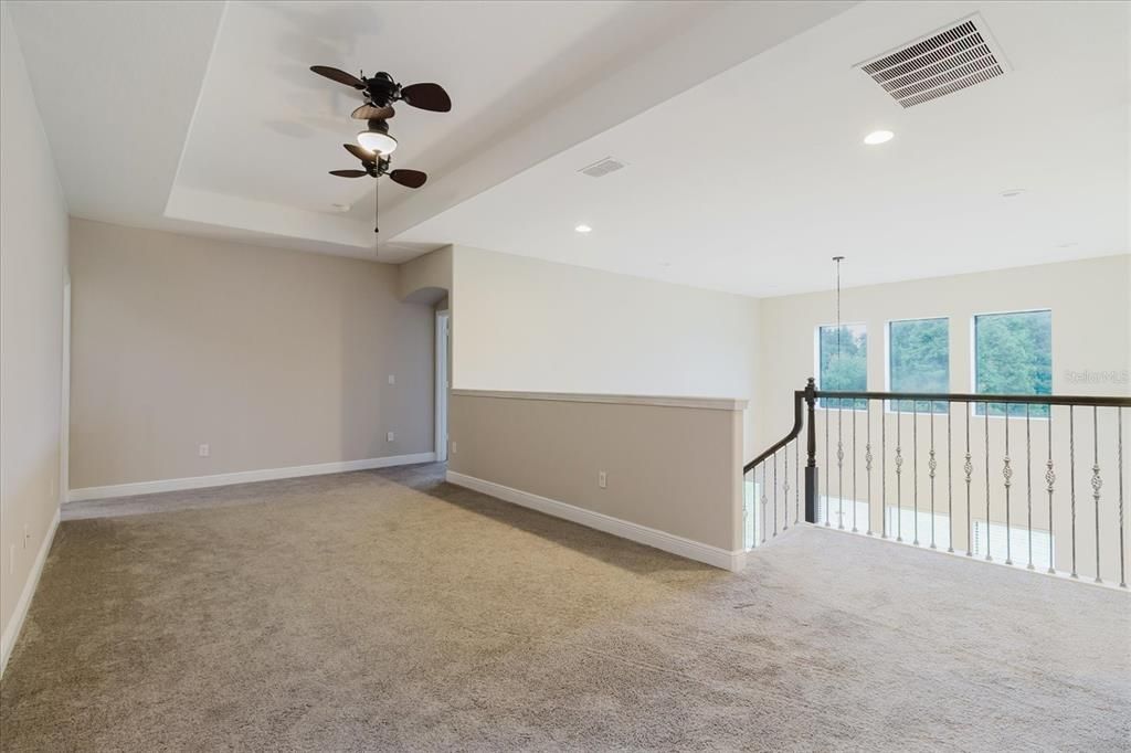 待售: $585,000 (5 贝兹, 3 浴室, 3440 平方英尺)