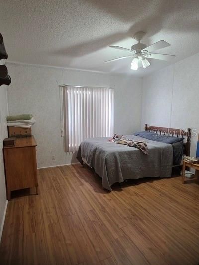 For Sale: $272,900 (3 beds, 2 baths, 1488 Square Feet)