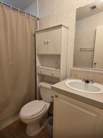 For Sale: $272,900 (3 beds, 2 baths, 1488 Square Feet)