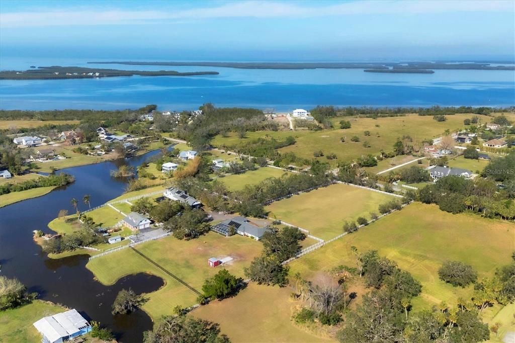 For Sale: $1,250,000 (4 beds, 3 baths, 3218 Square Feet)