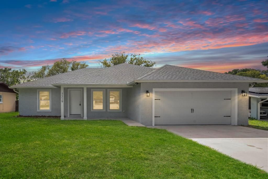 Недавно продано: $305,000 (3 спален, 2 ванн, 1332 Квадратных фут)