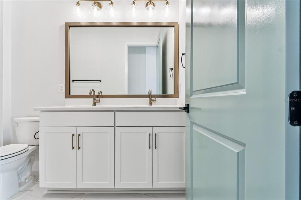 Active With Contract: $919,990 (4 beds, 3 baths, 2898 Square Feet)