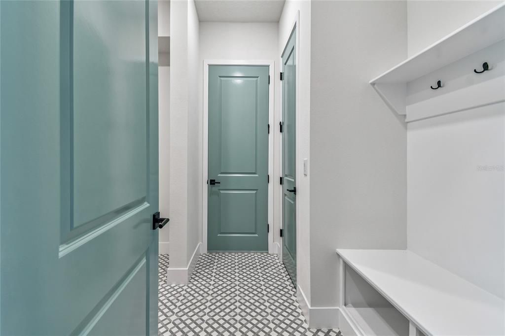 Active With Contract: $919,990 (4 beds, 3 baths, 2898 Square Feet)