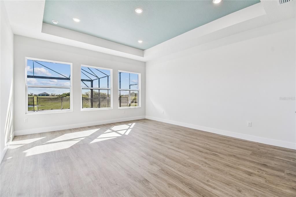 Active With Contract: $919,990 (4 beds, 3 baths, 2898 Square Feet)