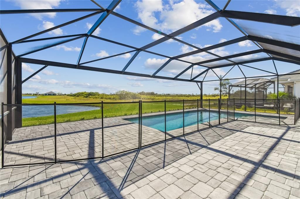 Active With Contract: $919,990 (4 beds, 3 baths, 2898 Square Feet)