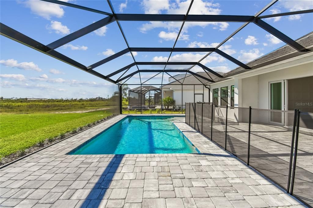 Active With Contract: $919,990 (4 beds, 3 baths, 2898 Square Feet)