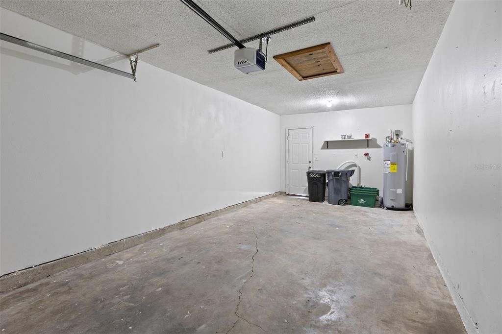 Active With Contract: $485,000 (4 beds, 0 baths, 2000 Square Feet)