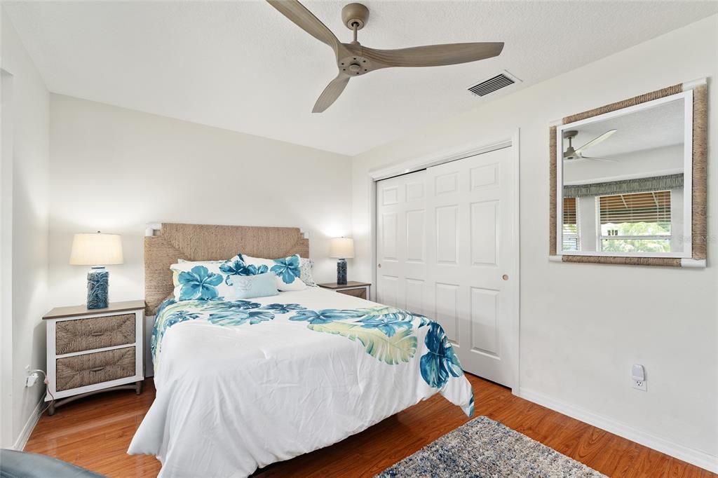 На продажу: $695,000 (3 спален, 2 ванн, 1831 Квадратных фут)