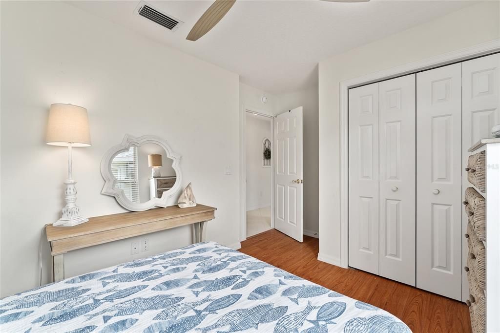 На продажу: $695,000 (3 спален, 2 ванн, 1831 Квадратных фут)