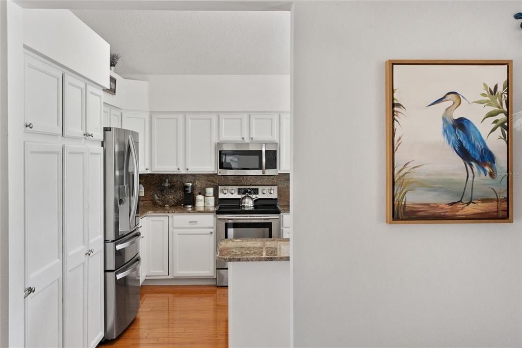 На продажу: $695,000 (3 спален, 2 ванн, 1831 Квадратных фут)