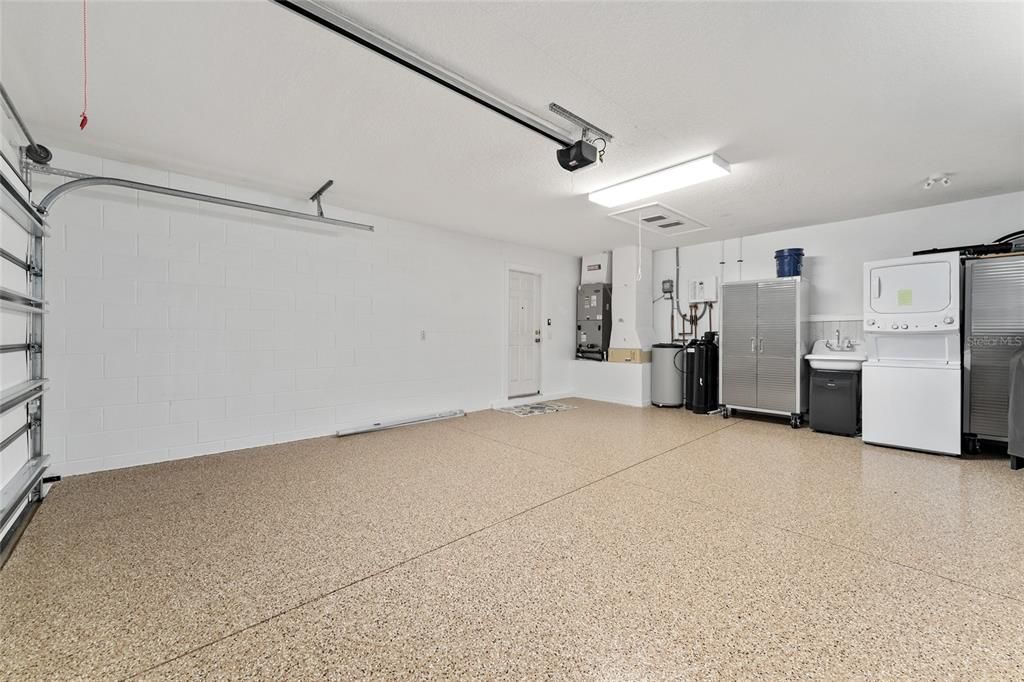 На продажу: $695,000 (3 спален, 2 ванн, 1831 Квадратных фут)