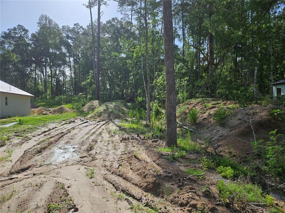 En Venta: $50,000 (0.50 acres)