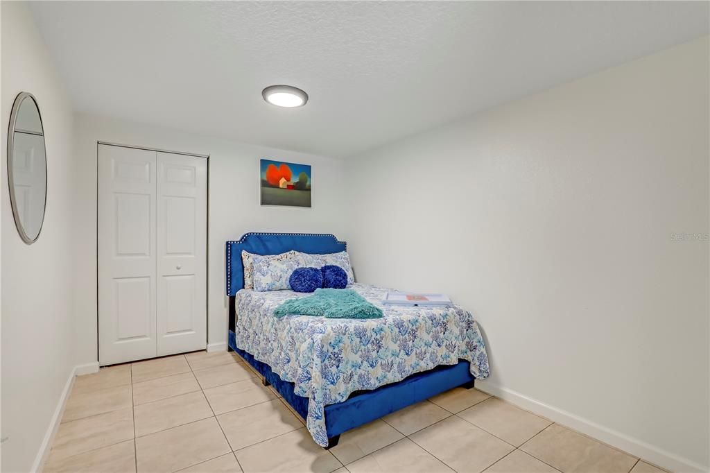 На продажу: $389,000 (4 спален, 3 ванн, 1271 Квадратных фут)