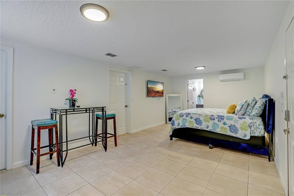 На продажу: $389,000 (4 спален, 3 ванн, 1271 Квадратных фут)