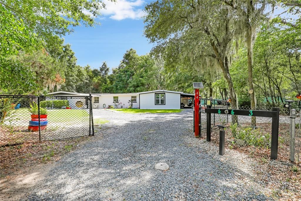 На продажу: $389,000 (4 спален, 3 ванн, 1271 Квадратных фут)