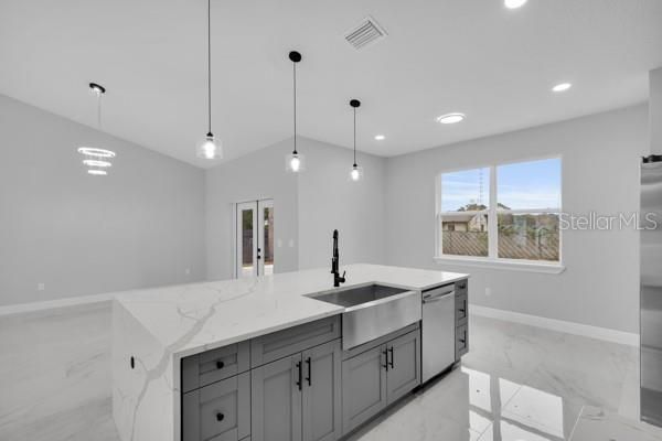 For Sale: $344,900 (3 beds, 2 baths, 1807 Square Feet)