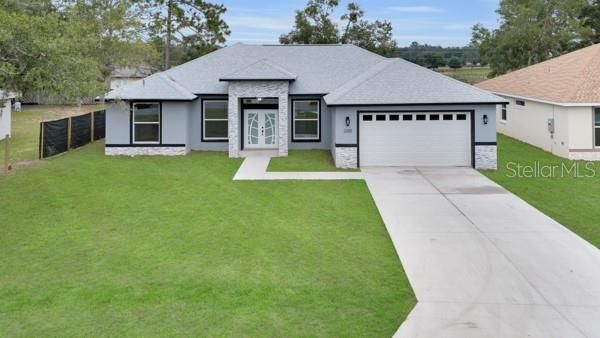 For Sale: $344,900 (3 beds, 2 baths, 1807 Square Feet)