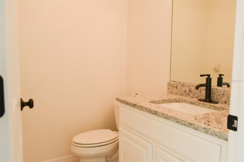 En Venta: $450,000 (3 camas, 2 baños, 2049 Pies cuadrados)