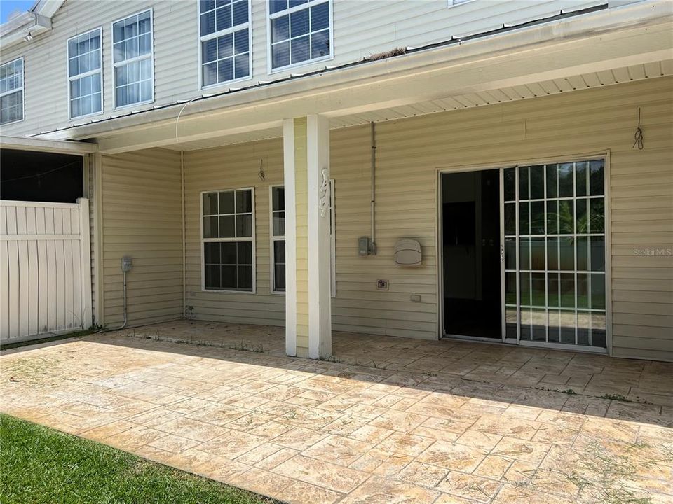 En Venta: $450,000 (3 camas, 2 baños, 2049 Pies cuadrados)