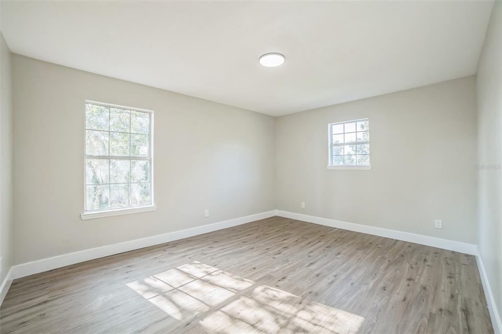 Active With Contract: $294,900 (4 beds, 2 baths, 2049 Square Feet)