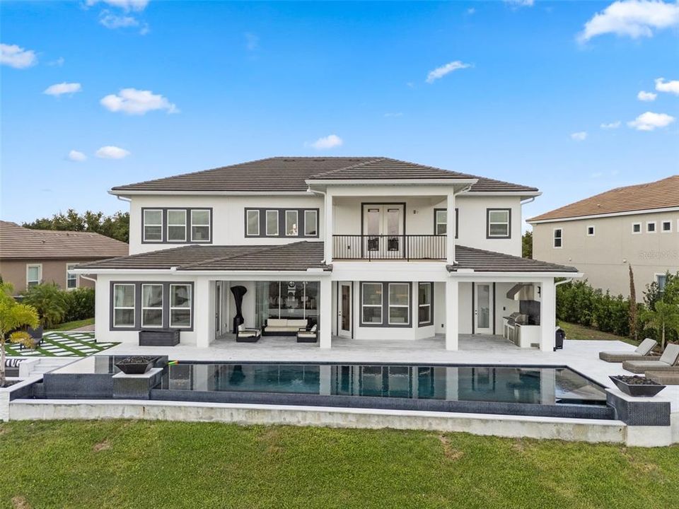 En Renta: $11,000 (6 camas, 4 baños, 5107 Pies cuadrados)