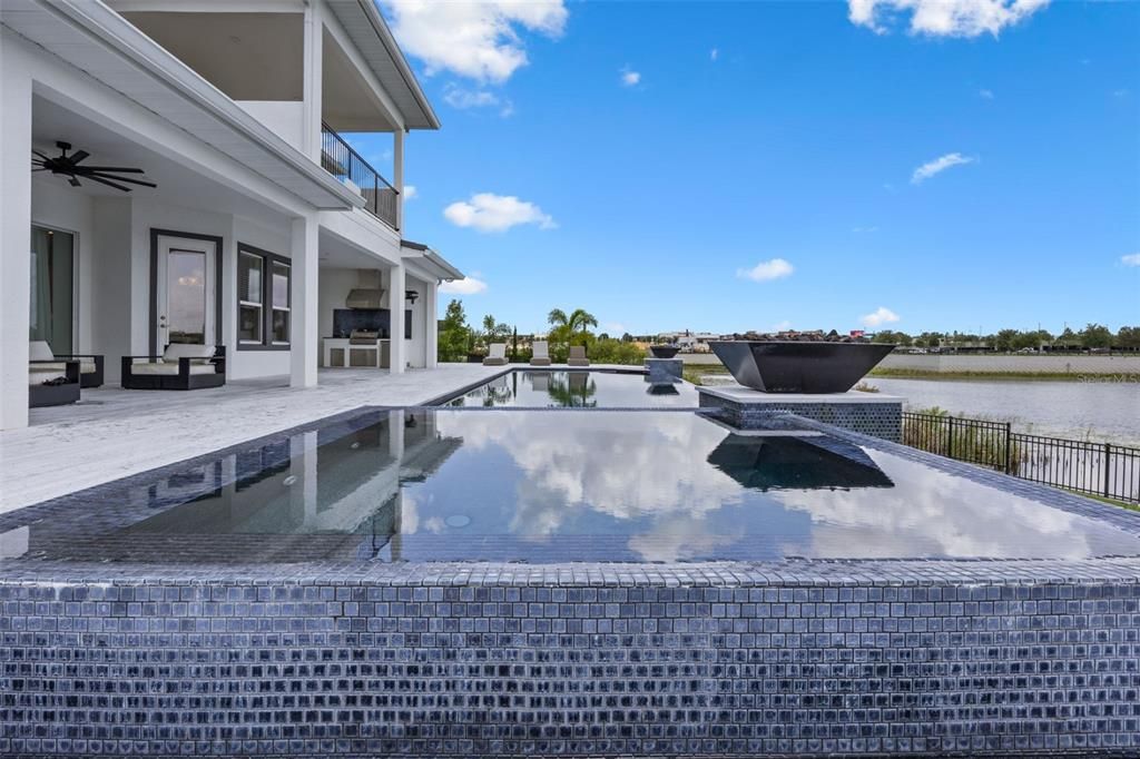 En Renta: $11,000 (6 camas, 4 baños, 5107 Pies cuadrados)