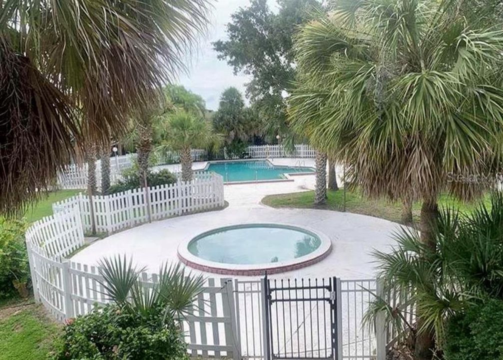 For Sale: $180,000 (1 beds, 1 baths, 276 Square Feet)