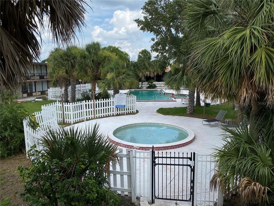 For Sale: $180,000 (1 beds, 1 baths, 276 Square Feet)