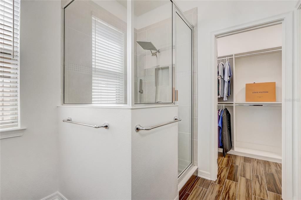 For Sale: $459,900 (3 beds, 2 baths, 1930 Square Feet)