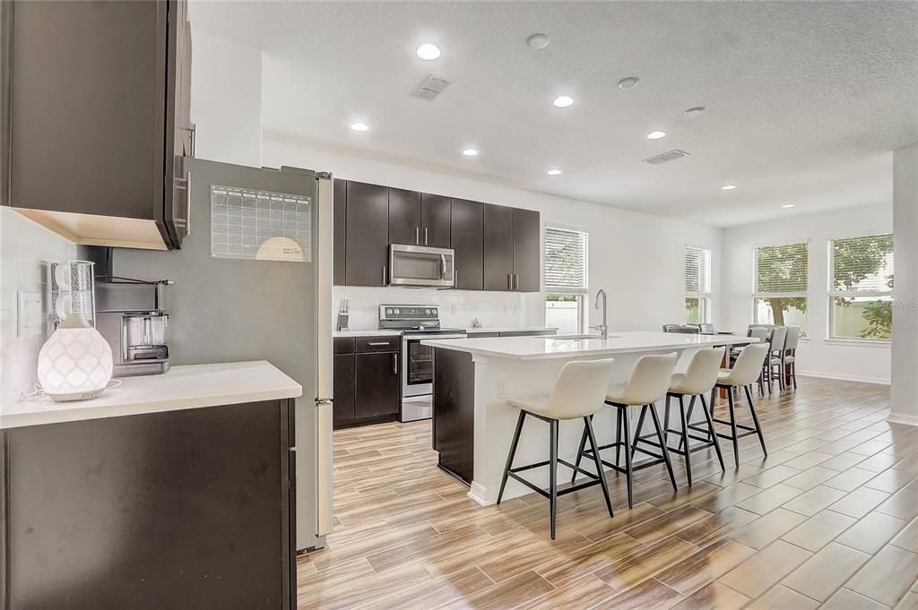 For Sale: $459,900 (3 beds, 2 baths, 1930 Square Feet)
