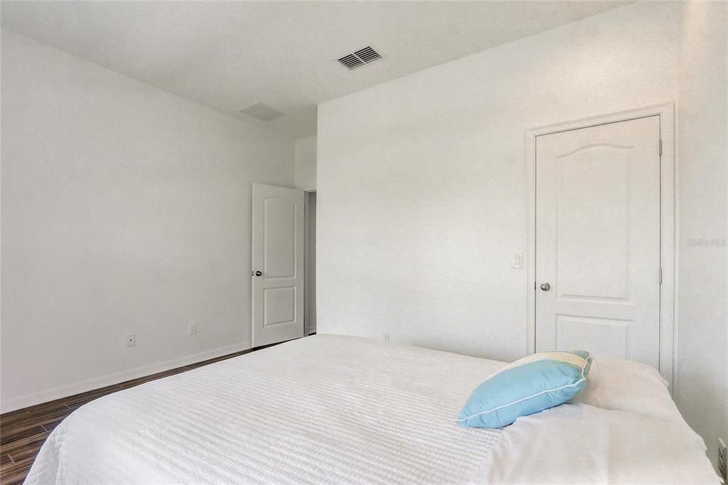 For Sale: $459,900 (3 beds, 2 baths, 1930 Square Feet)